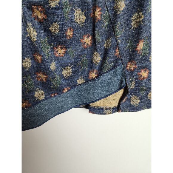 Yak and Yeti Asymmetric hem blouse sz S boho Lagenlook floral minimalist - Picture 3 of 10